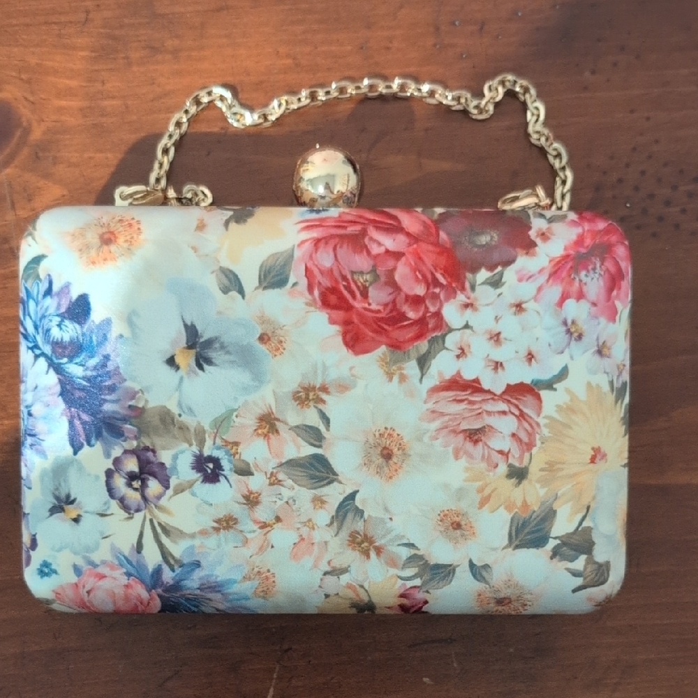 Floral Clutch with Gold Chain